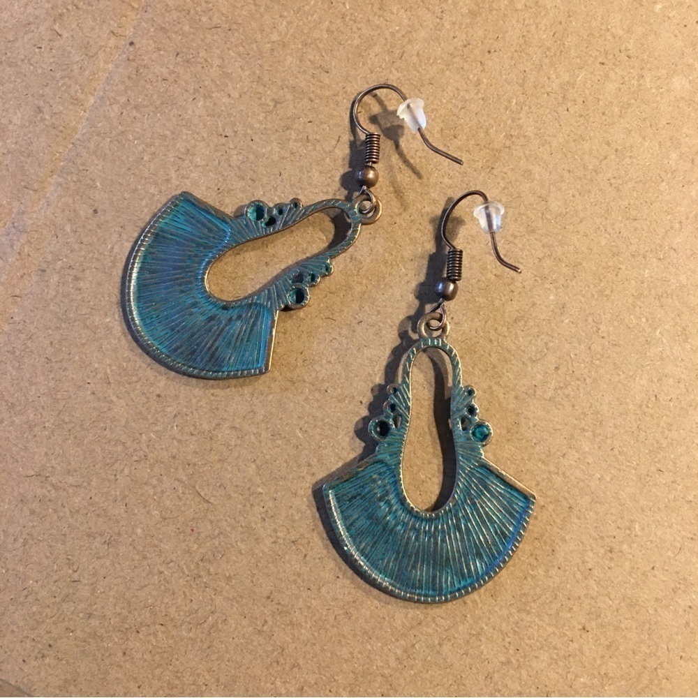 Boho, Western Flair Fashion Dangle Hammered Metal Earrings, Cooper, Turquoise - Picture 7 of 14